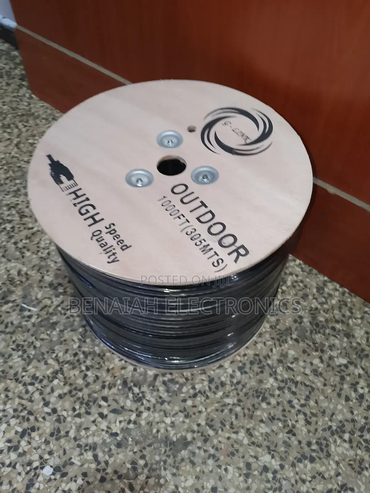 Outdoor Cable High Speed 305 Meters