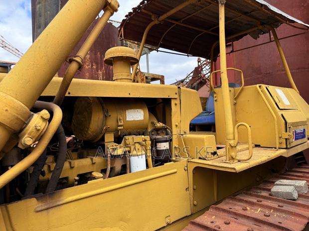 Komatsu Bulldozer 1990 - thumbnail 4