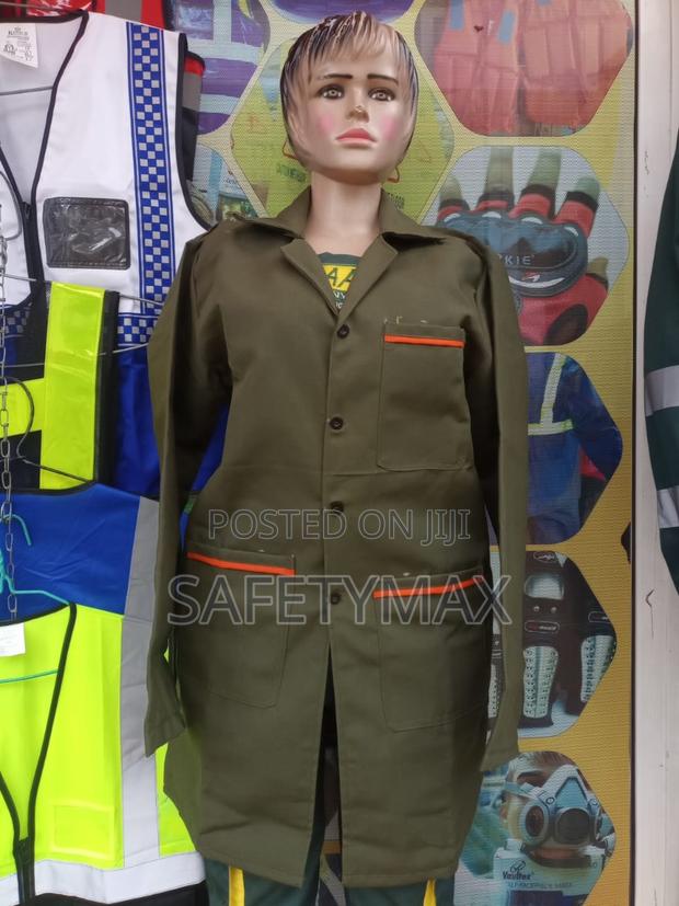 Dust Coat Plain And With Decorations - thumbnail 3