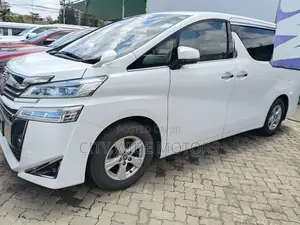 Toyota Vellfire 2019 White