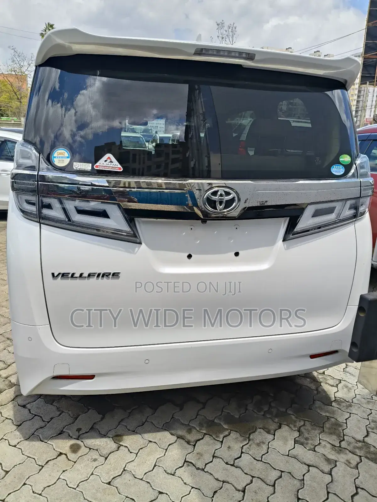 Toyota Vellfire 2019 White