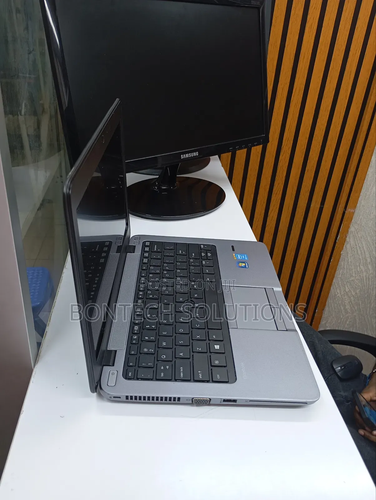 Laptop HP EliteBook 820 G1 8GB Intel Core I5 SSD 256GB
