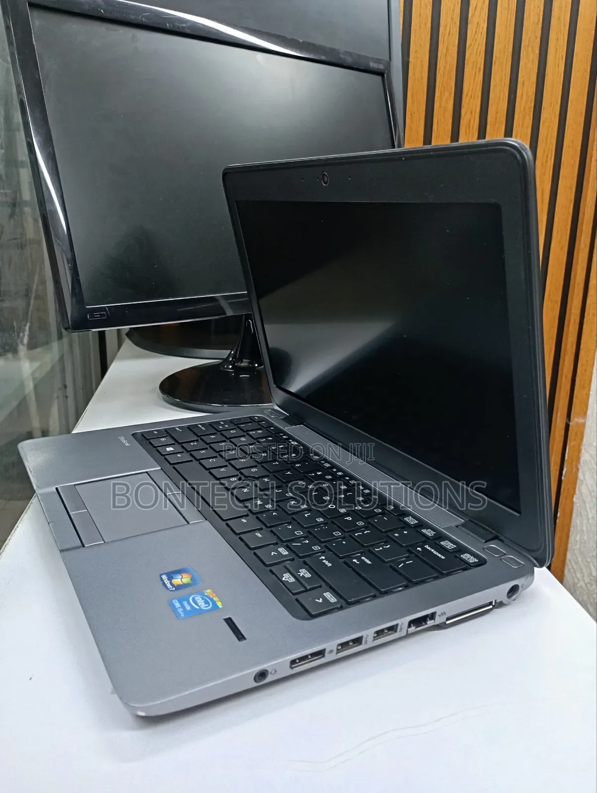 Laptop HP EliteBook 820 G1 8GB Intel Core I5 SSD 256GB