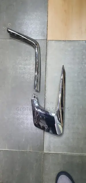 Mitsubishi RVR Chrome Grill