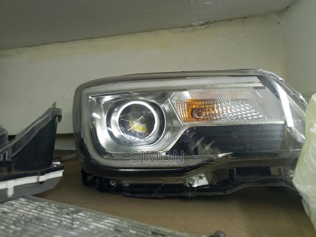 Subaru Headlight No V8 - main view