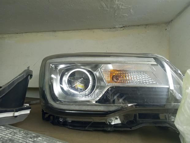 Subaru Headlight No V8 - thumbnail 2