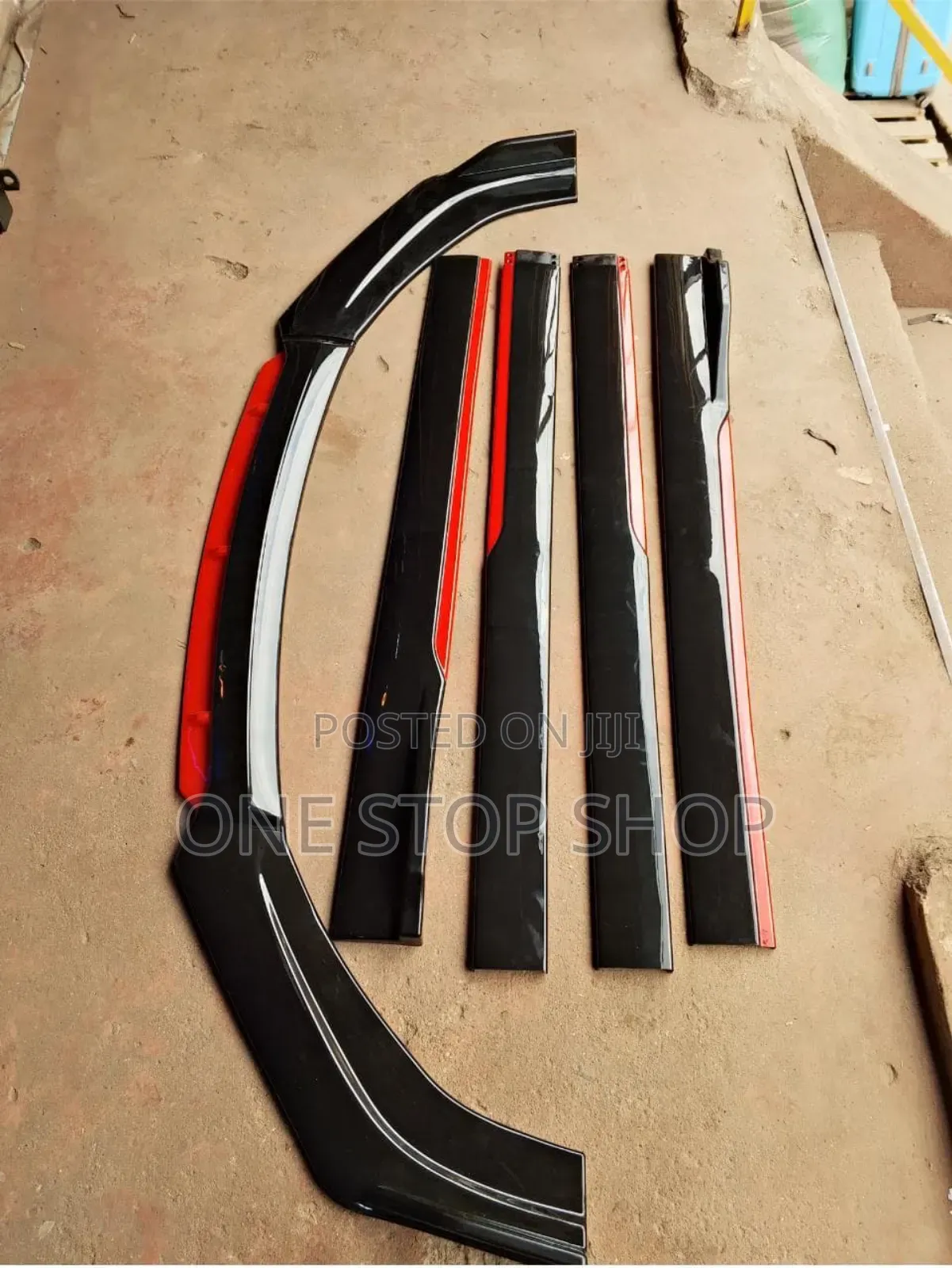 Matchy Gloss Black With Red Side Skirt With Front Lip