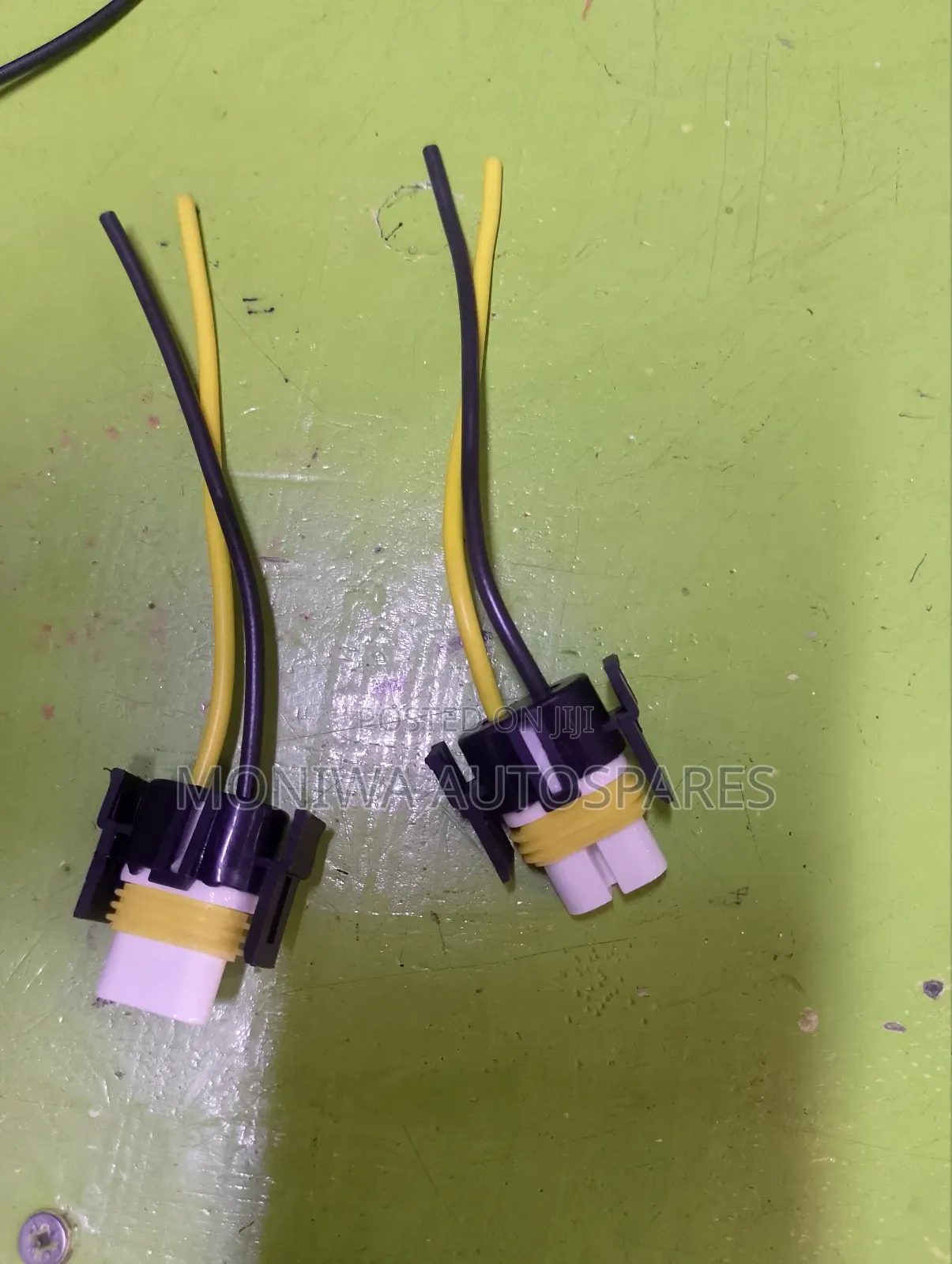 Bulb Socket 2 Pin H11