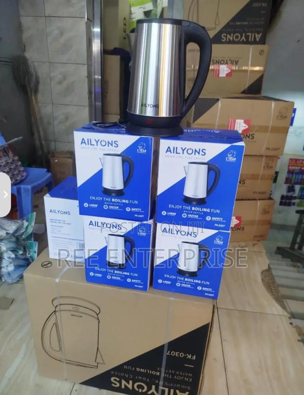 2.2 Litres Ailyons Stainless Kettle - main view