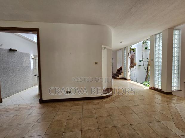 4bdrm Townhouse/Terrace in Kilimani for sale - thumbnail 9