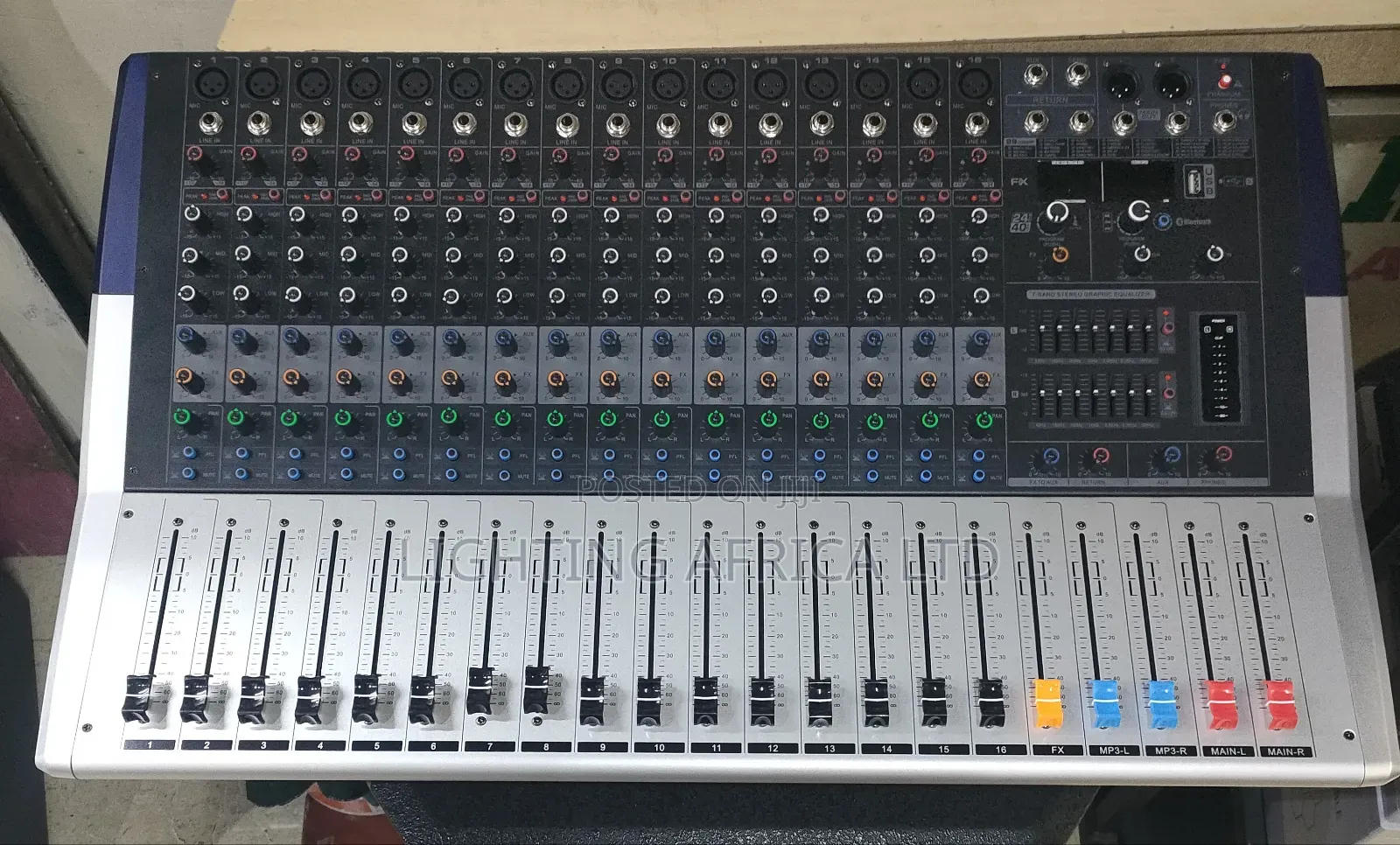 16 Channels Pro Audio Proffesional Powered Mixer USB/Bluetooth