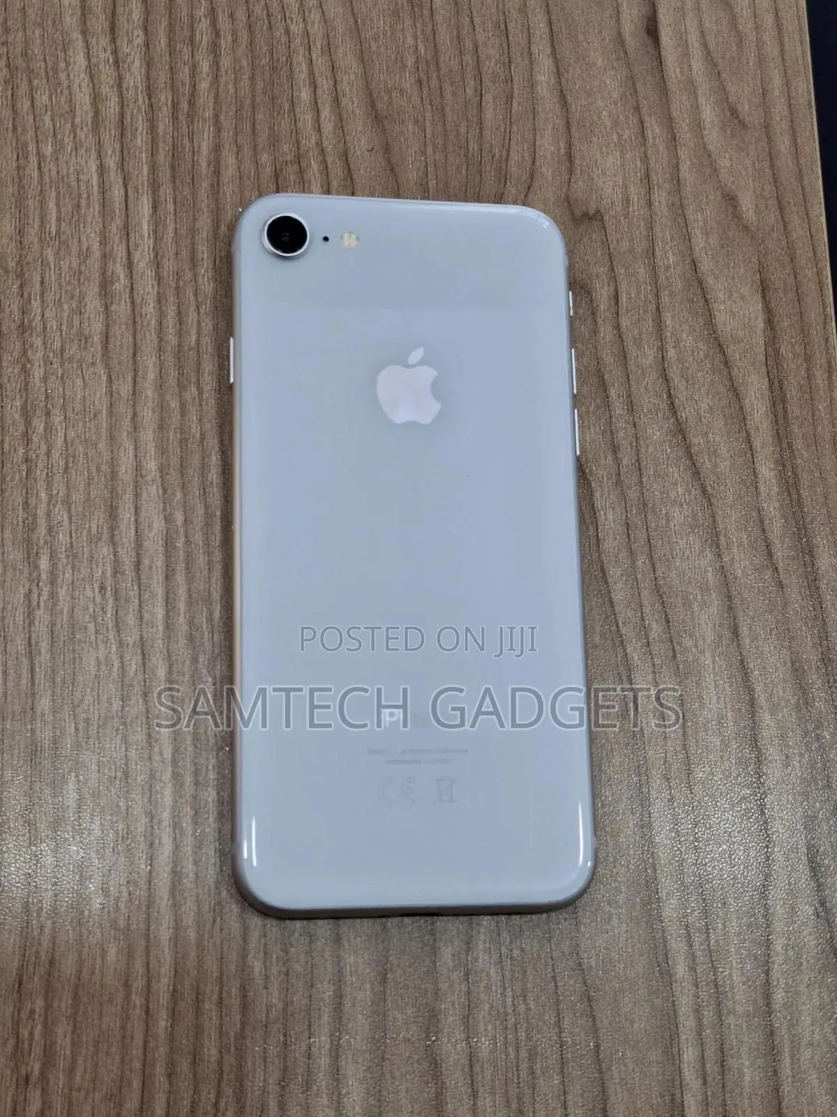 Apple iPhone 8 64 GB White