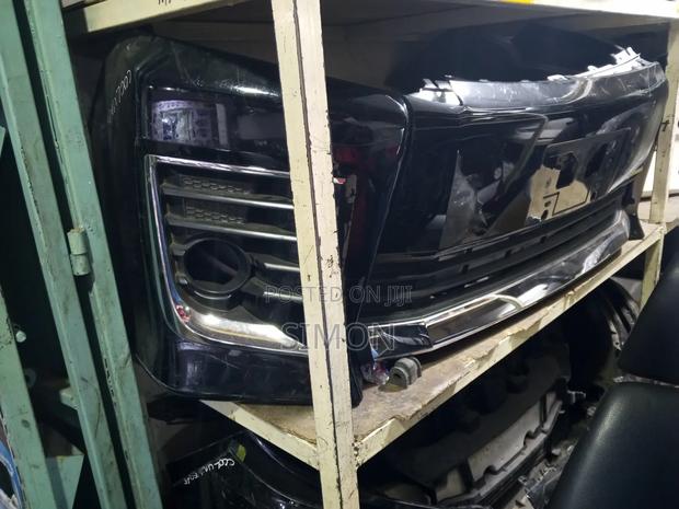 Sienta 2012 Front Bumper - thumbnail 3