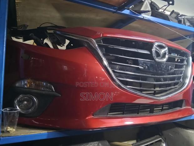 Mazda Axella Nosecut 2016 - main view