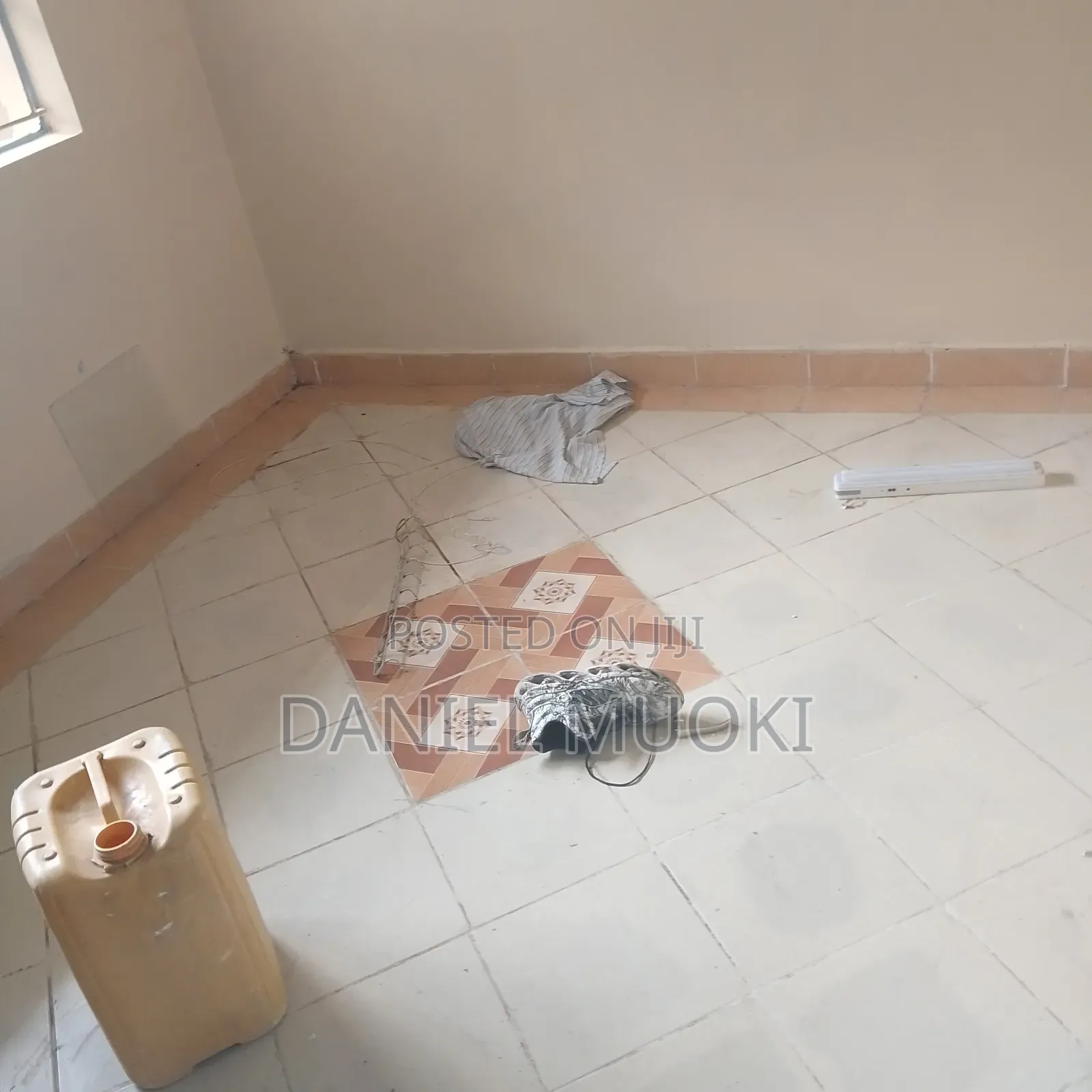 2bdrm Apartment in Tena Oloibon Hotel, Umoja for rent