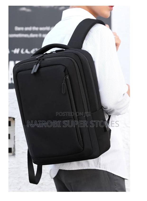 Executive Medium Size Padded Laptop Bag 15.6 Inch
