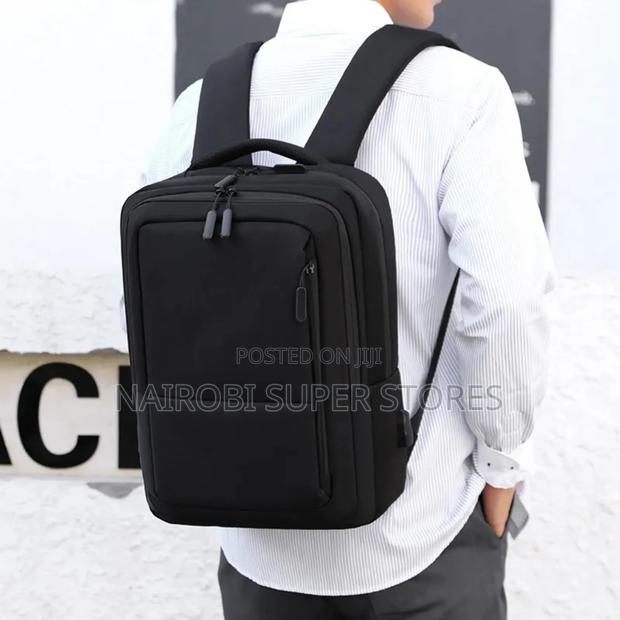 Executive Medium Size Padded Laptop Bag 15.6 Inch - thumbnail 4