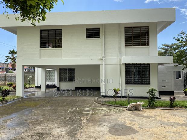 4bdrm Maisonette in Kizingo for rent - thumbnail 16