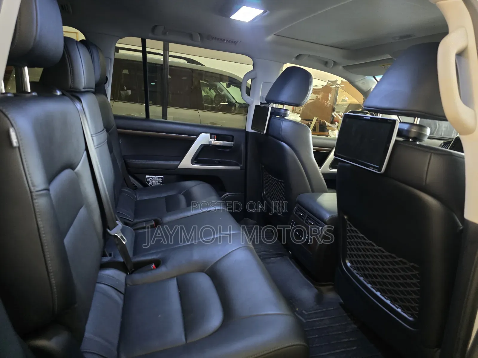 Toyota Land Cruiser 2018 White