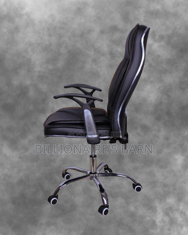 Breathable Ergonomic Executive Leather Chair — - thumbnail 2