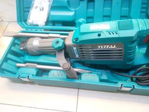 Total Demolition Breaker 1700watts 14kg - thumbnail 2