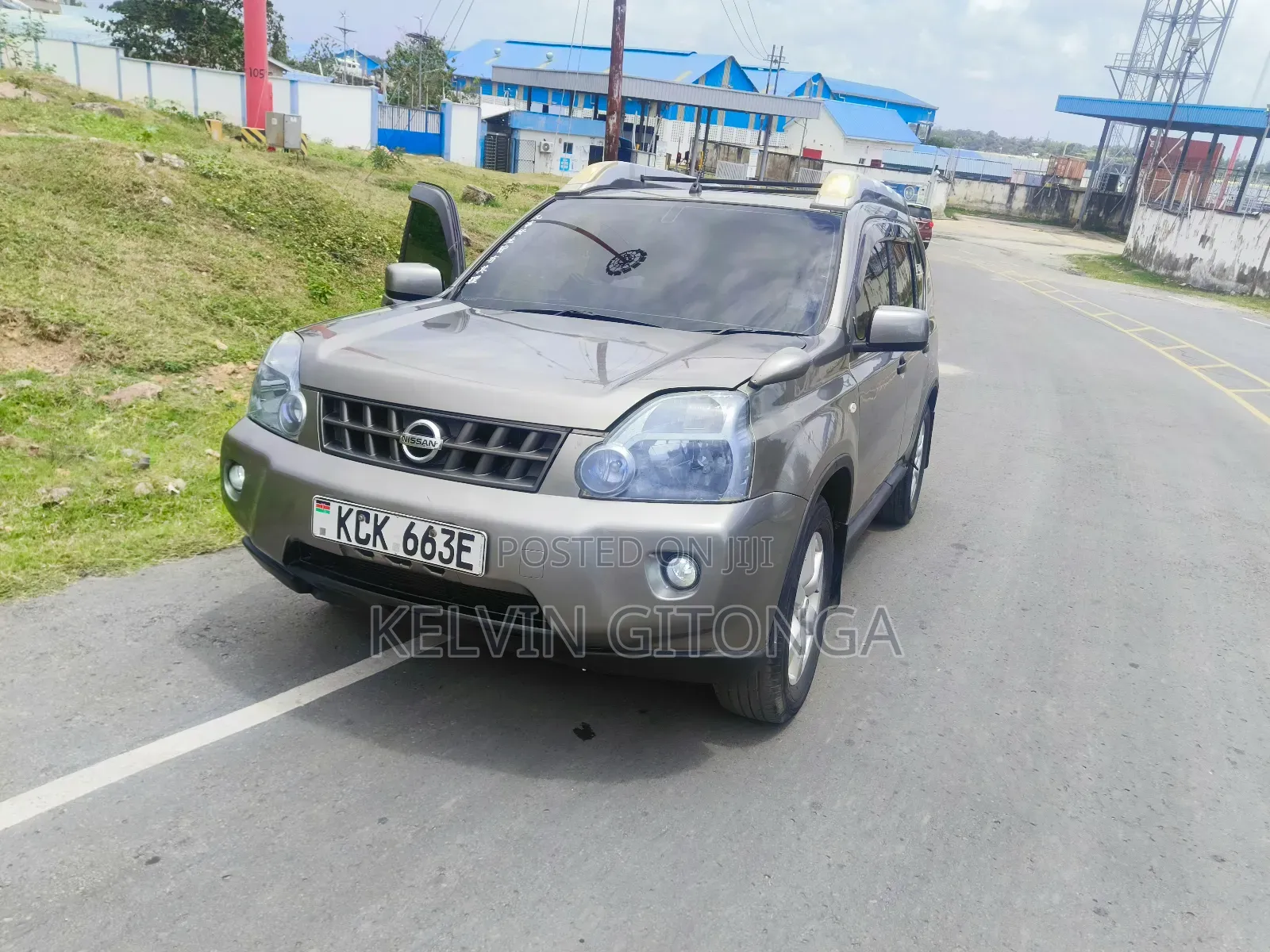 Nissan X-Trail 2010 Gray