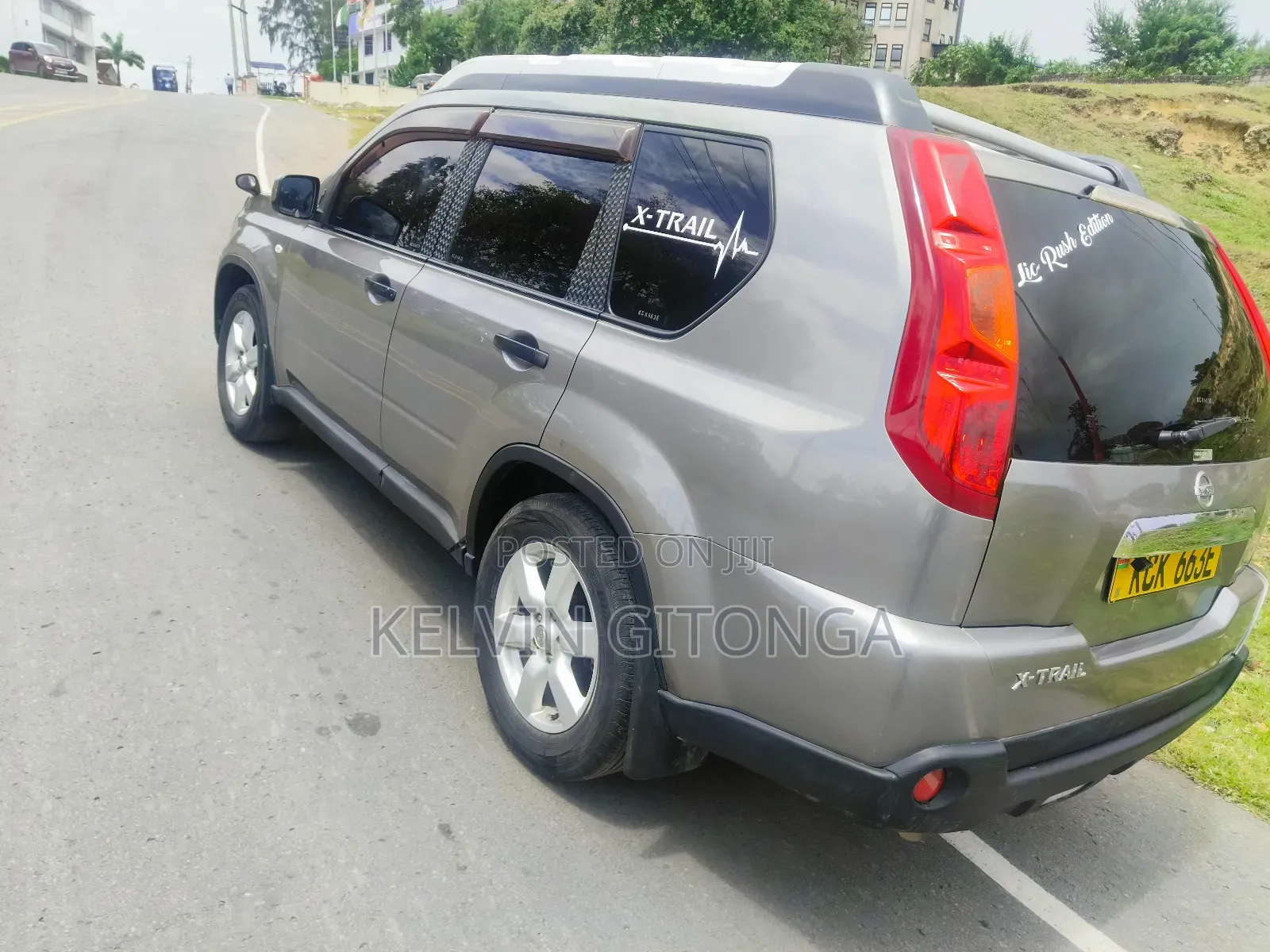 Nissan X-Trail 2010 Gray