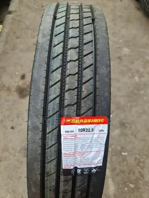 10 R22.5 Roadshhine Tyres (Commercial)