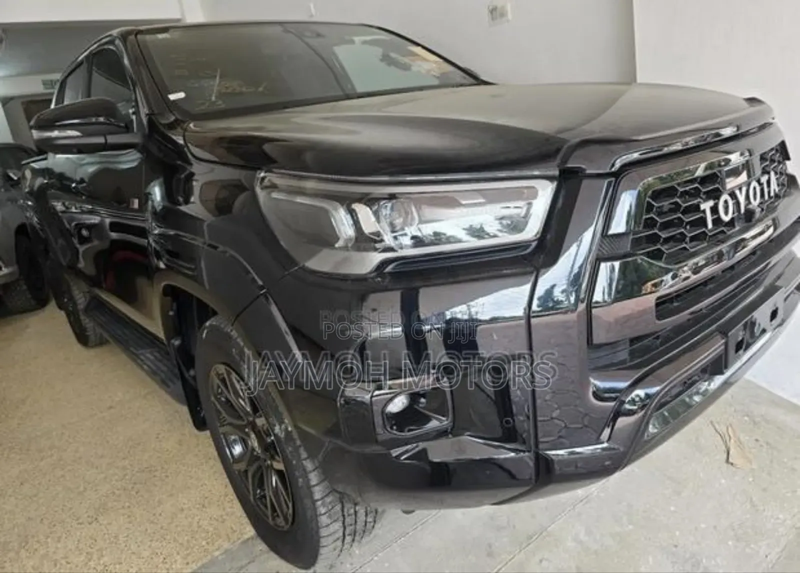 Toyota Hilux 2021 Black
