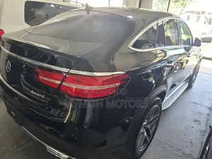 Mercedes-Benz GLE-Class 2018 Black