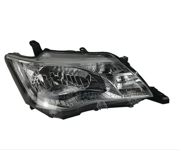 Toyota Fielder 161 Non Xenon Headlights
