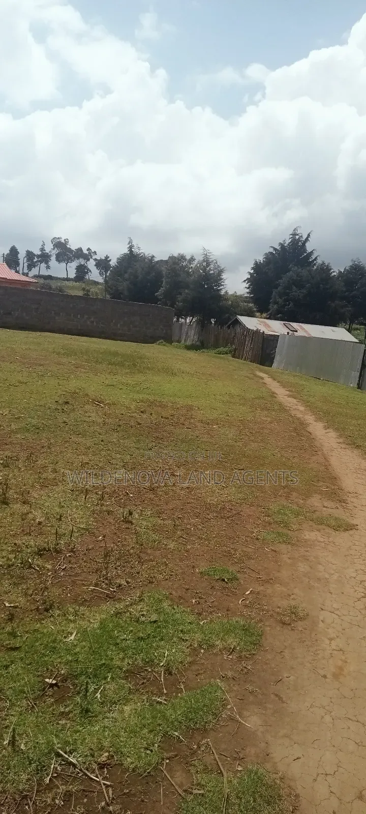 Plot on Sale at Flyover Kinangop