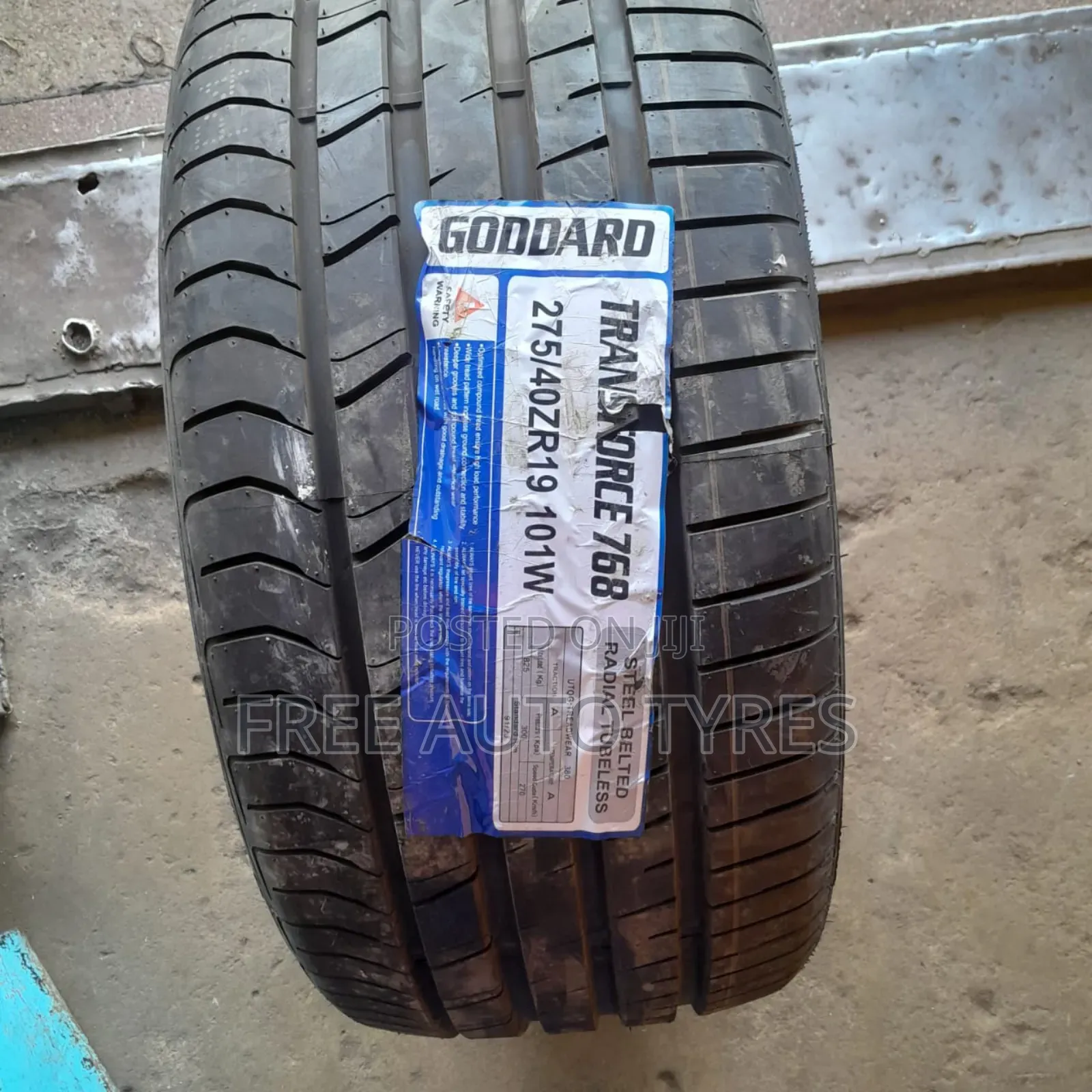 275 40r19 Goodard