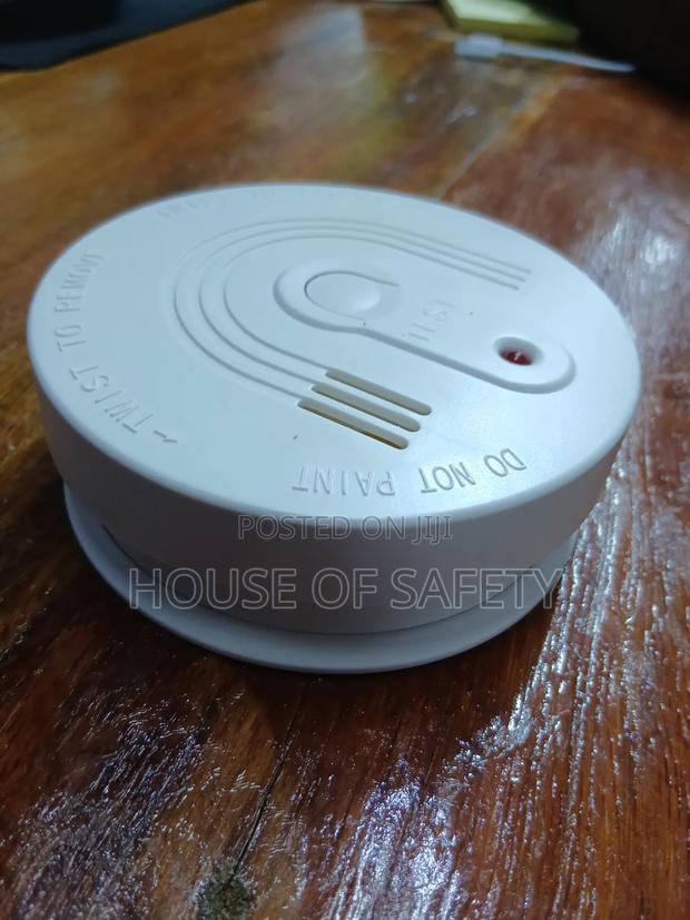 Durable Smoke Detector - thumbnail 3