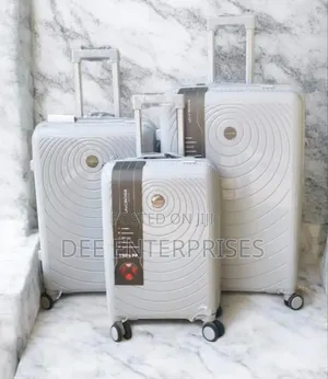 3 in 1 Luxurious Unbreakable Suitcase Size 3
