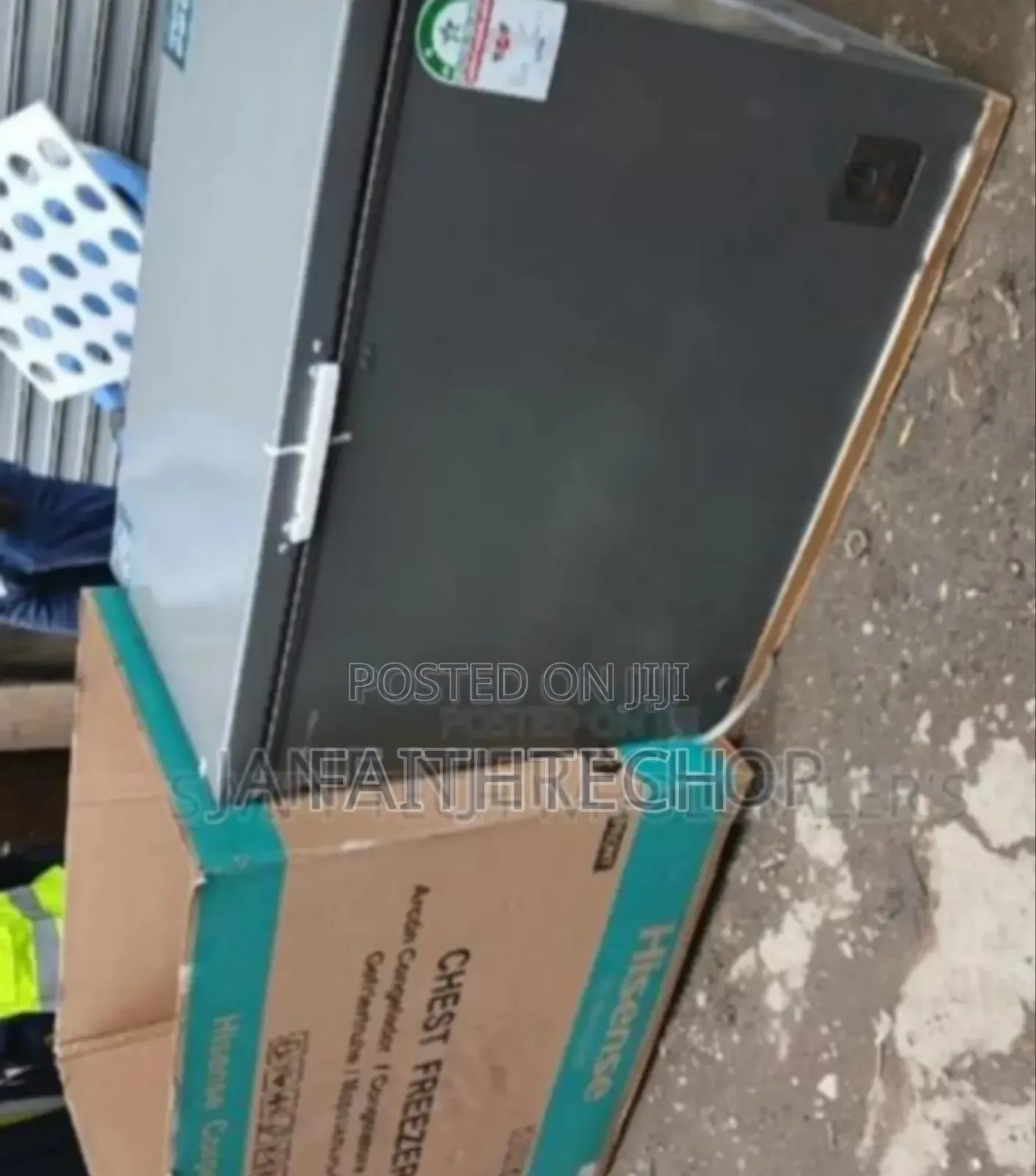 Hisense 245litres Chest Freezer