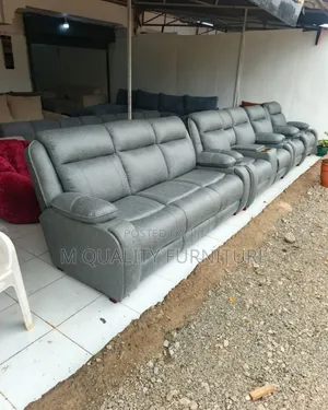 7 Seater Black Semi Recliner Couches