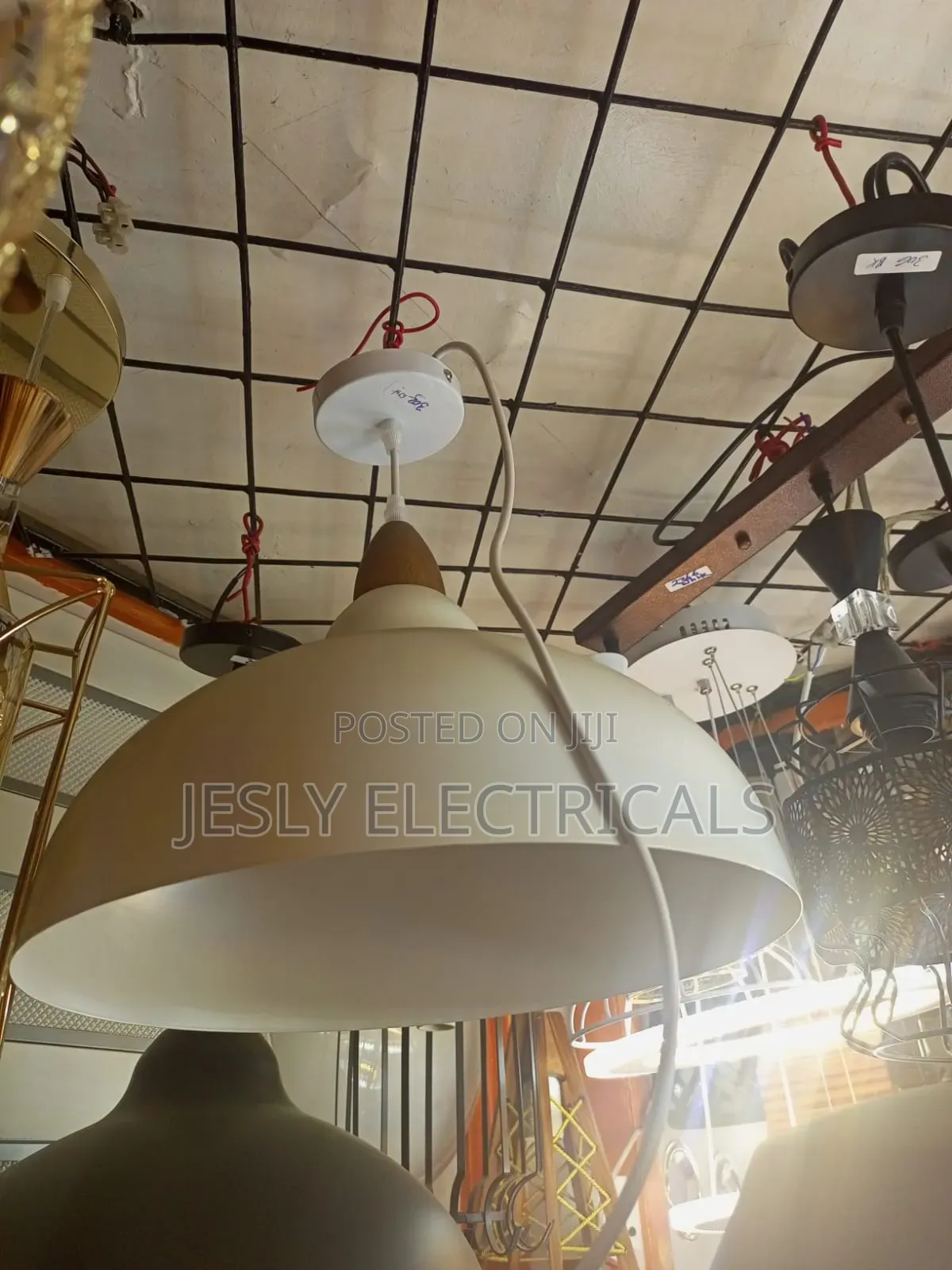 Sanbddlyy White Dome Metal Pendant Lamp
