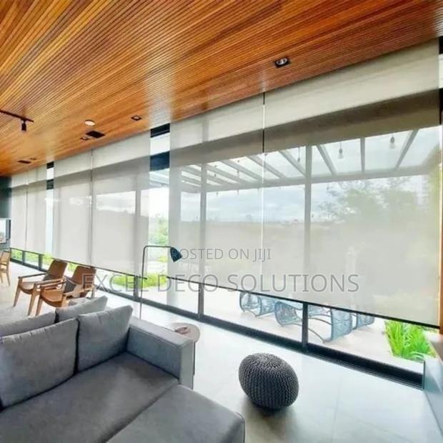 Luxury Sunscreen Blinds – A Touch of Class Comfort