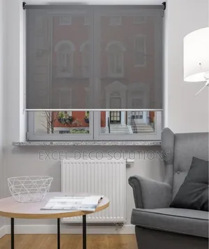 Elegant Sunscreen Roller Blinds – Upgrade Your Lifestyle
