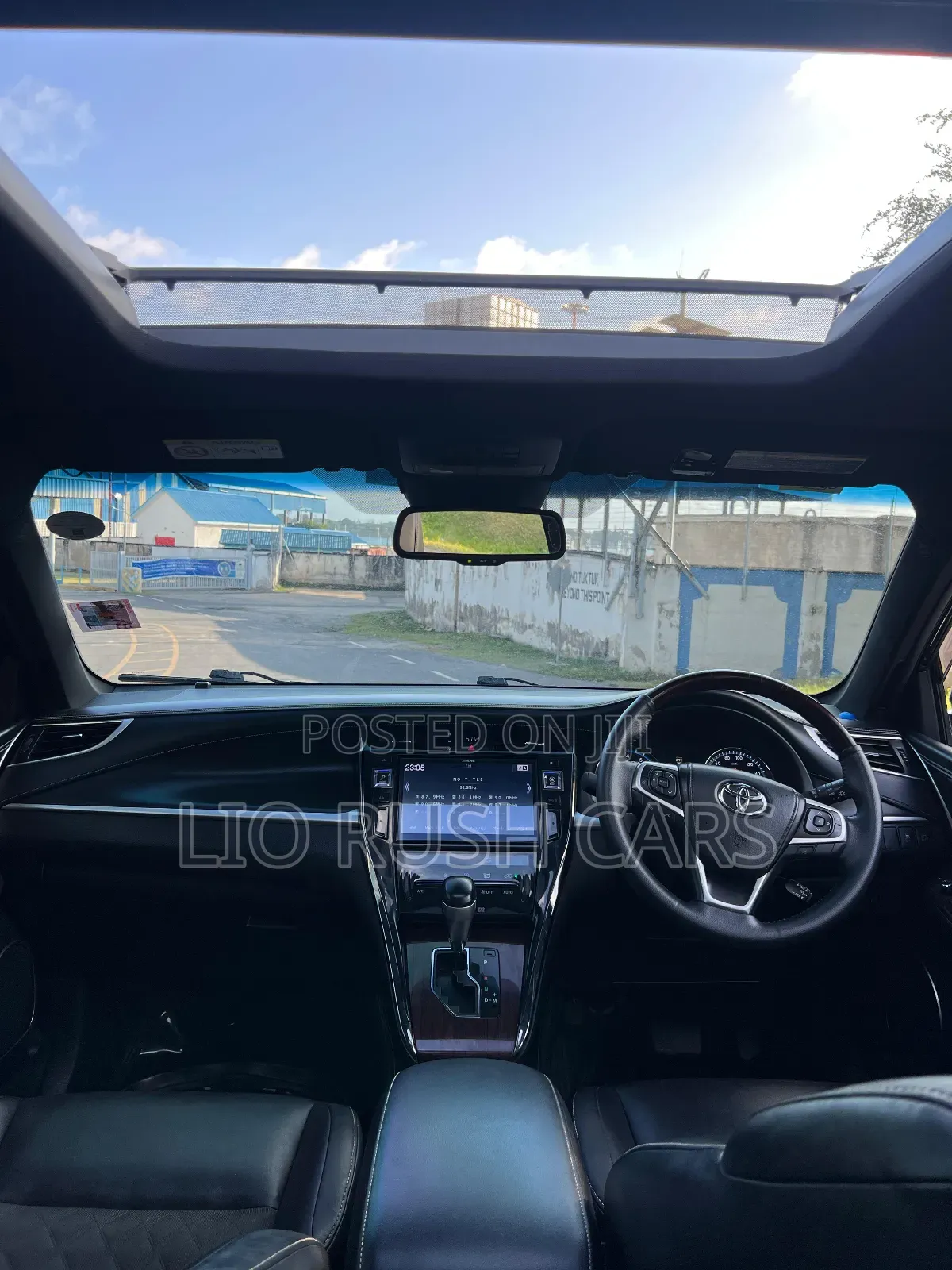 Toyota Harrier 2017 Black