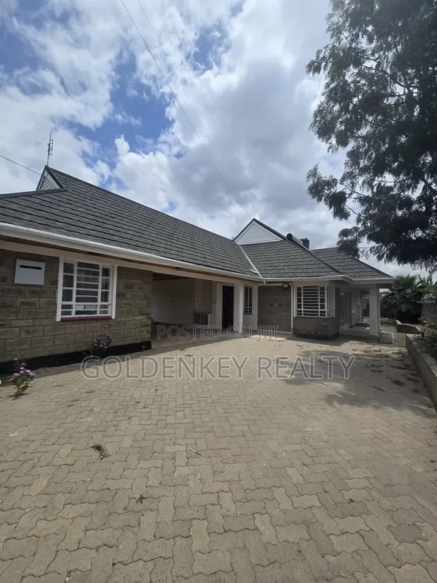 5bdrm Bungalow in Kitengela Chuna for sale
