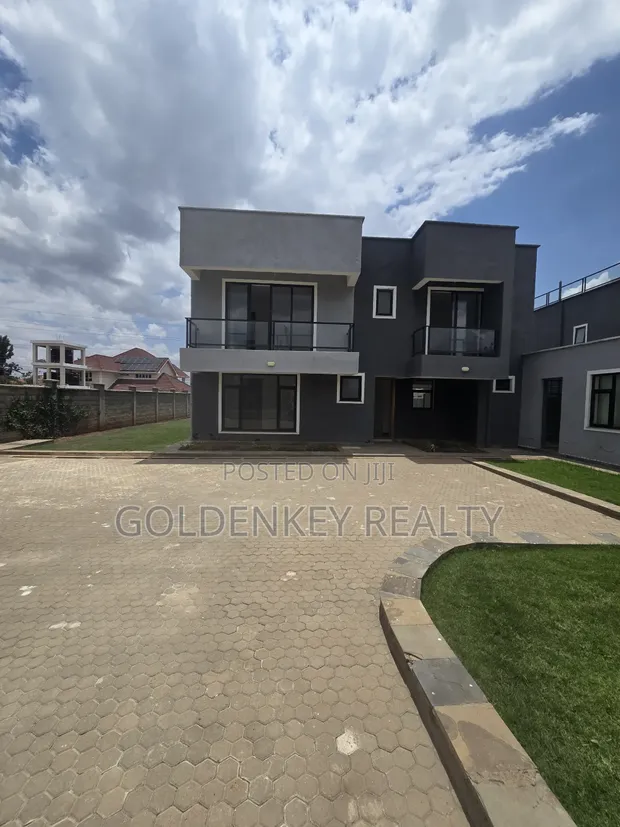 4bdrm Mansion in Kitengela for sale