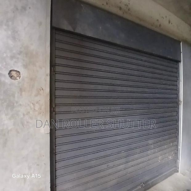 Strong Roller Shutter Durable and Secure - thumbnail 2