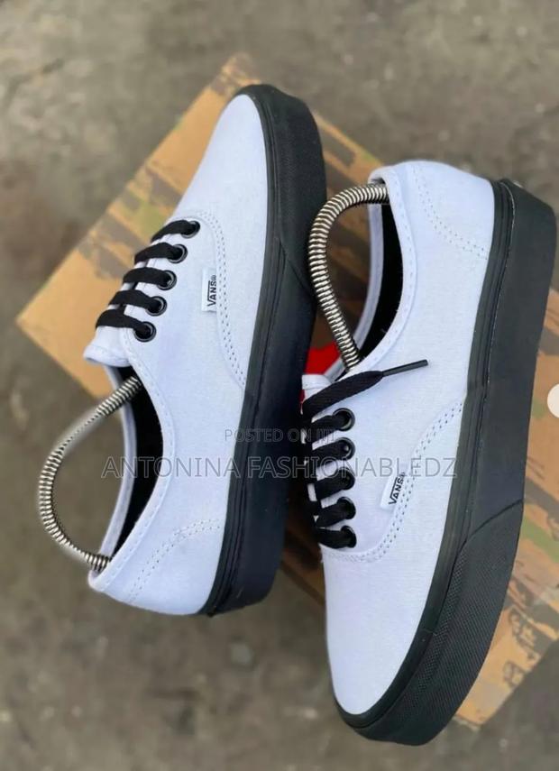 Nice Vans Shoes Size 38-45 - thumbnail 2