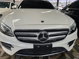 Mercedes-Benz E350e 2019 White
