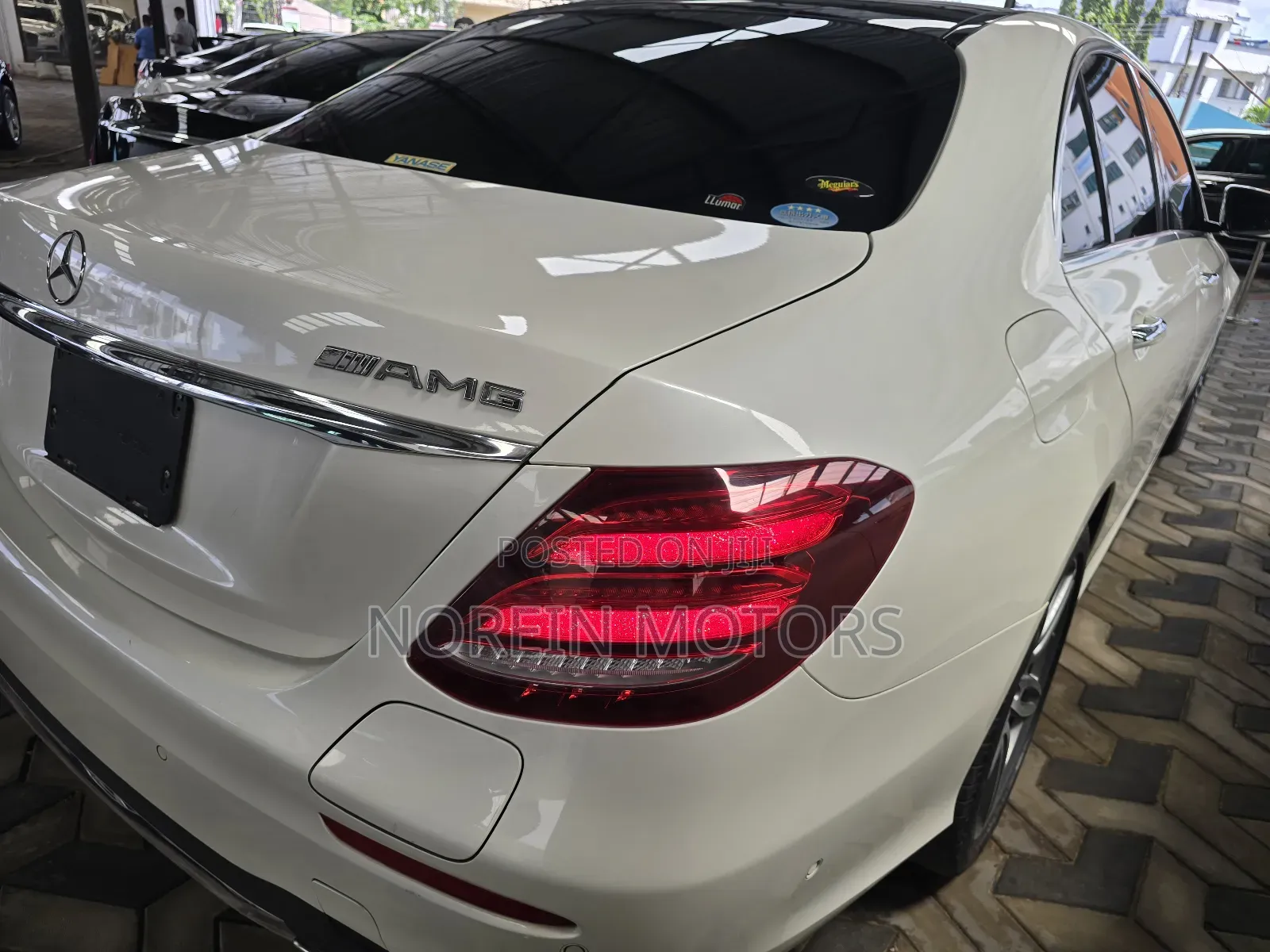 Mercedes-Benz E350e 2019 White