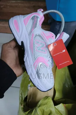 New Balance 530 Sneakers