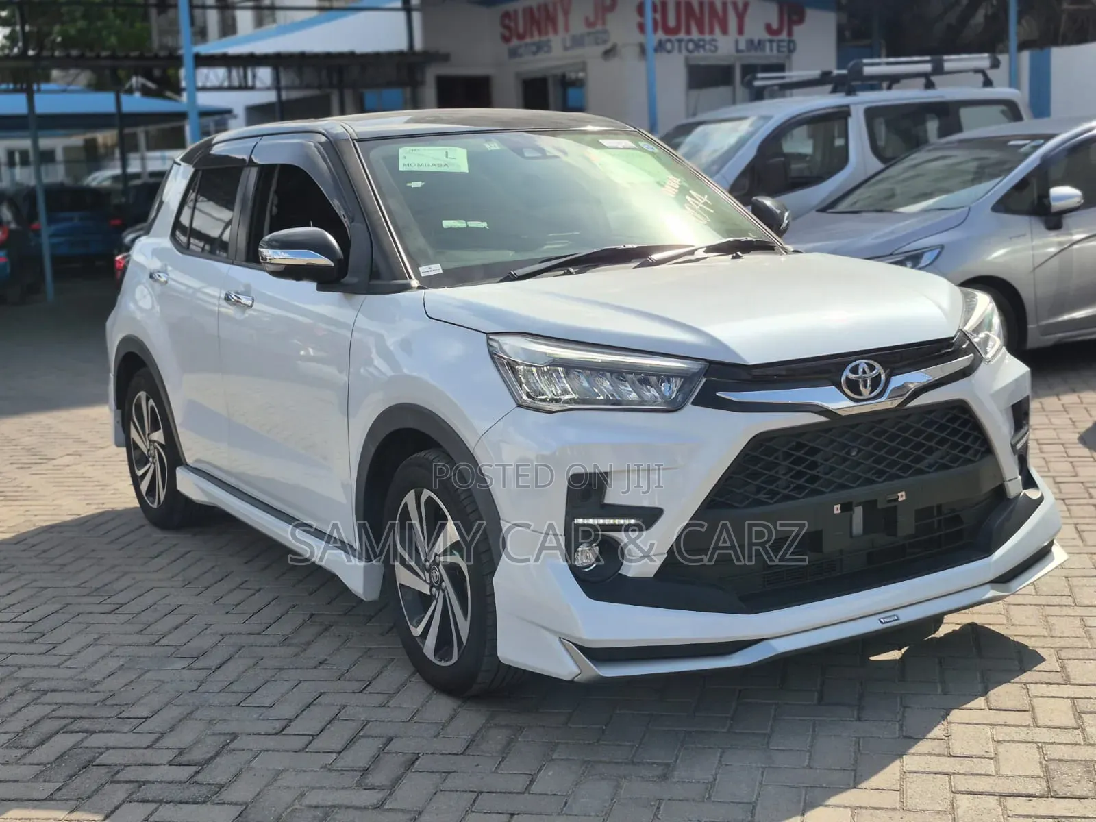 Toyota Raize 1.0 AWD 2019 White