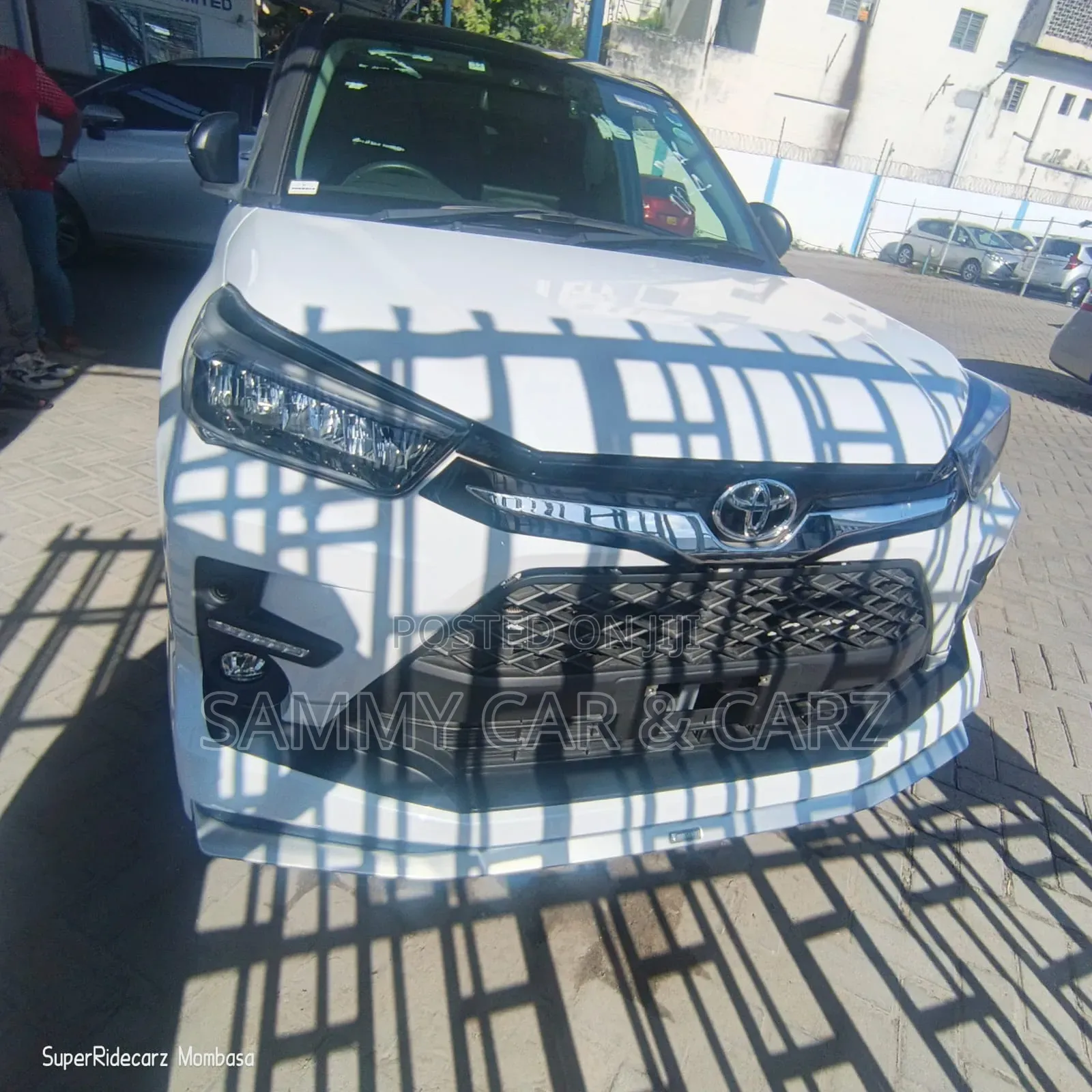 Toyota Raize 1.0 AWD 2019 White